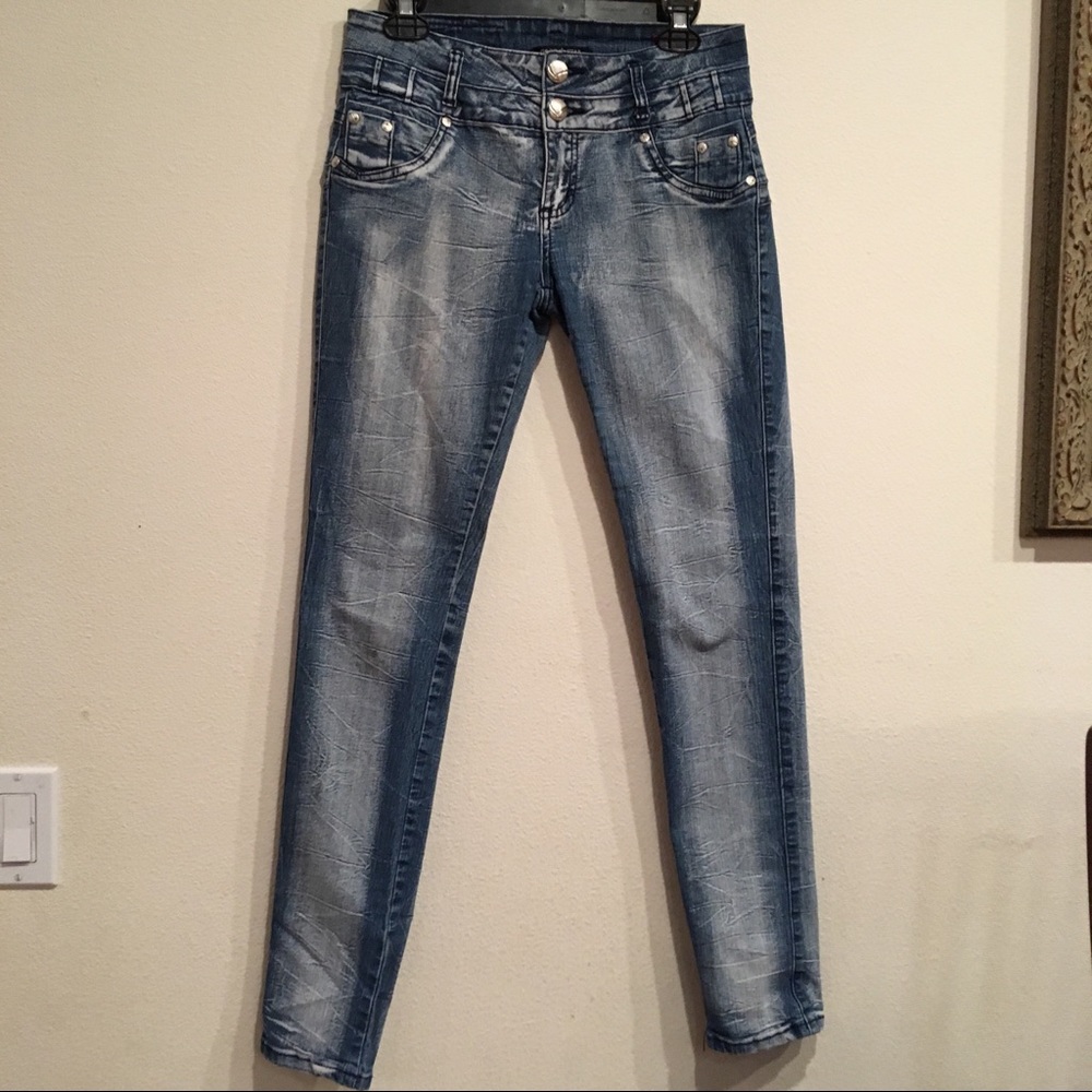 High Waisted Jeans